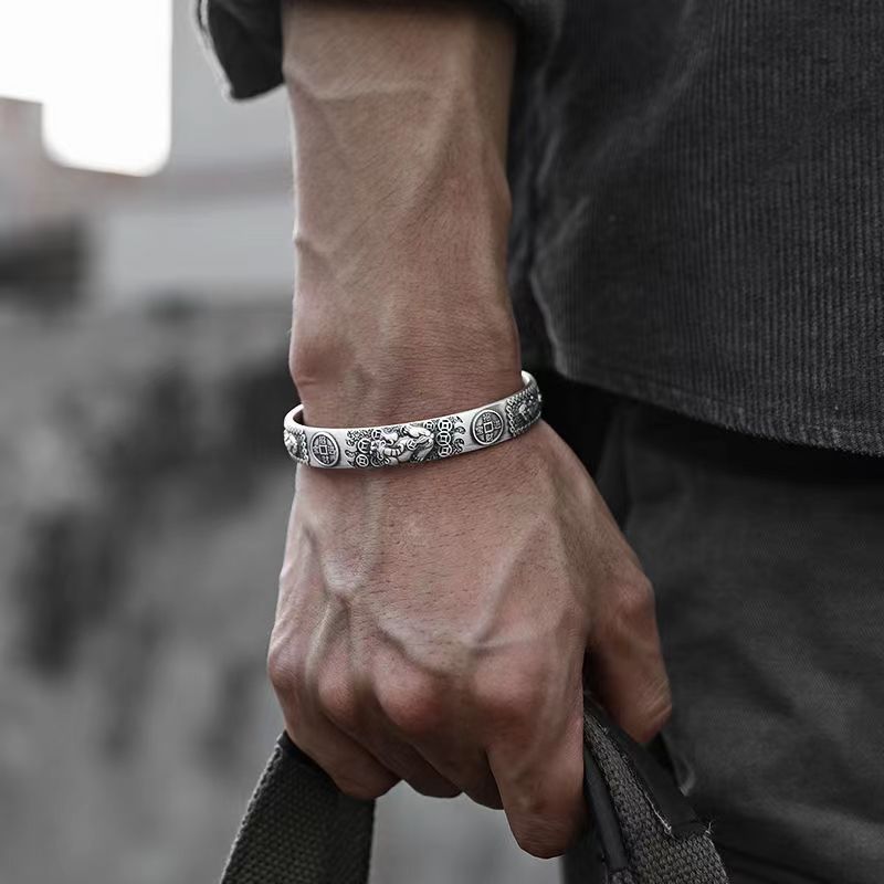 클래식 레트로 중국 신화 행운의 짐승 Pixiu 조각  - Coordinates Bracelet 리뷰 및 가격